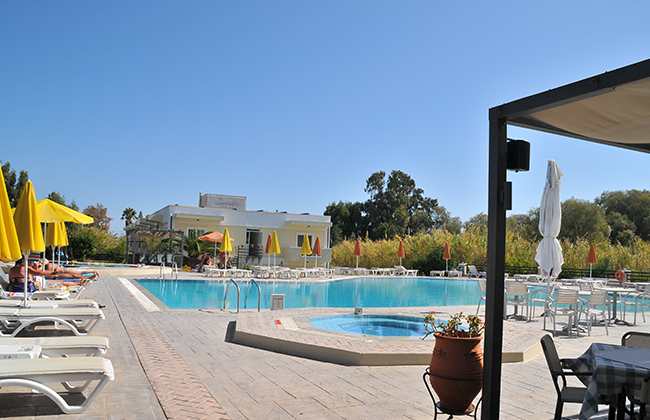 artemis-hotel-05.jpg